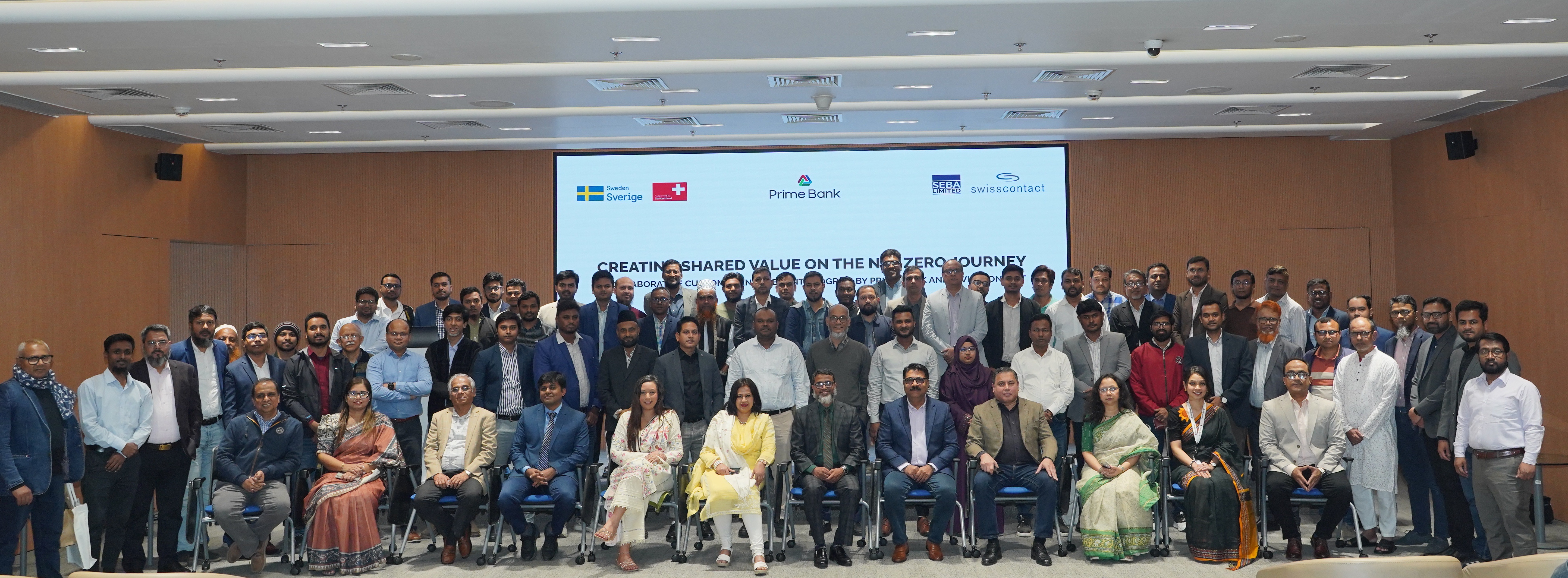 নেট-জিরো বাস্তবায়নে পোশাক ও টেক্সটাইল গ্রাহকদের সাথে প্রাইম ব্যাংকের সচেতনতা কর্মসূচি অনুষ্ঠিত