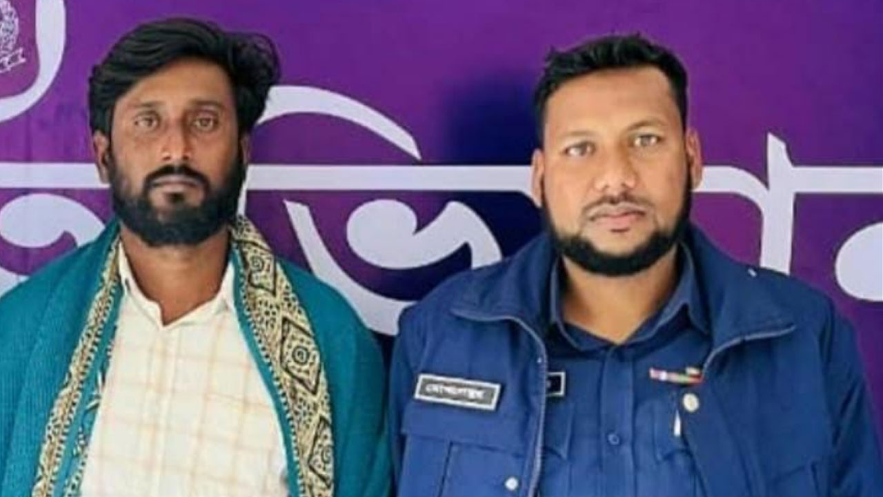 শাপলা কলিতে ভোট দিতে চাওয়ায় হামলা, যুবদল নেতা গ্রেপ্তার