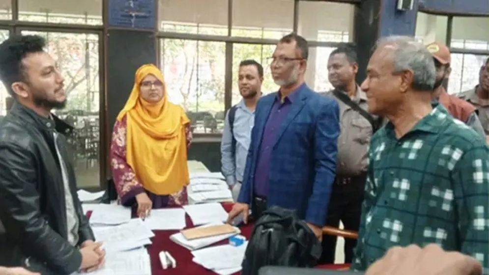 এবারের নির্বাচন ফ্রি, ফেয়ার ও উৎসবমুখর হবে: স্বরাষ্ট্র উপদেষ্টা