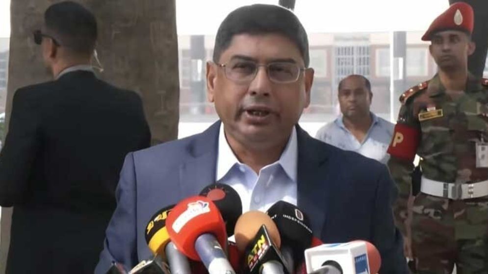 নির্ভয়ে ভোট দিতে বললেন সেনাপ্রধান