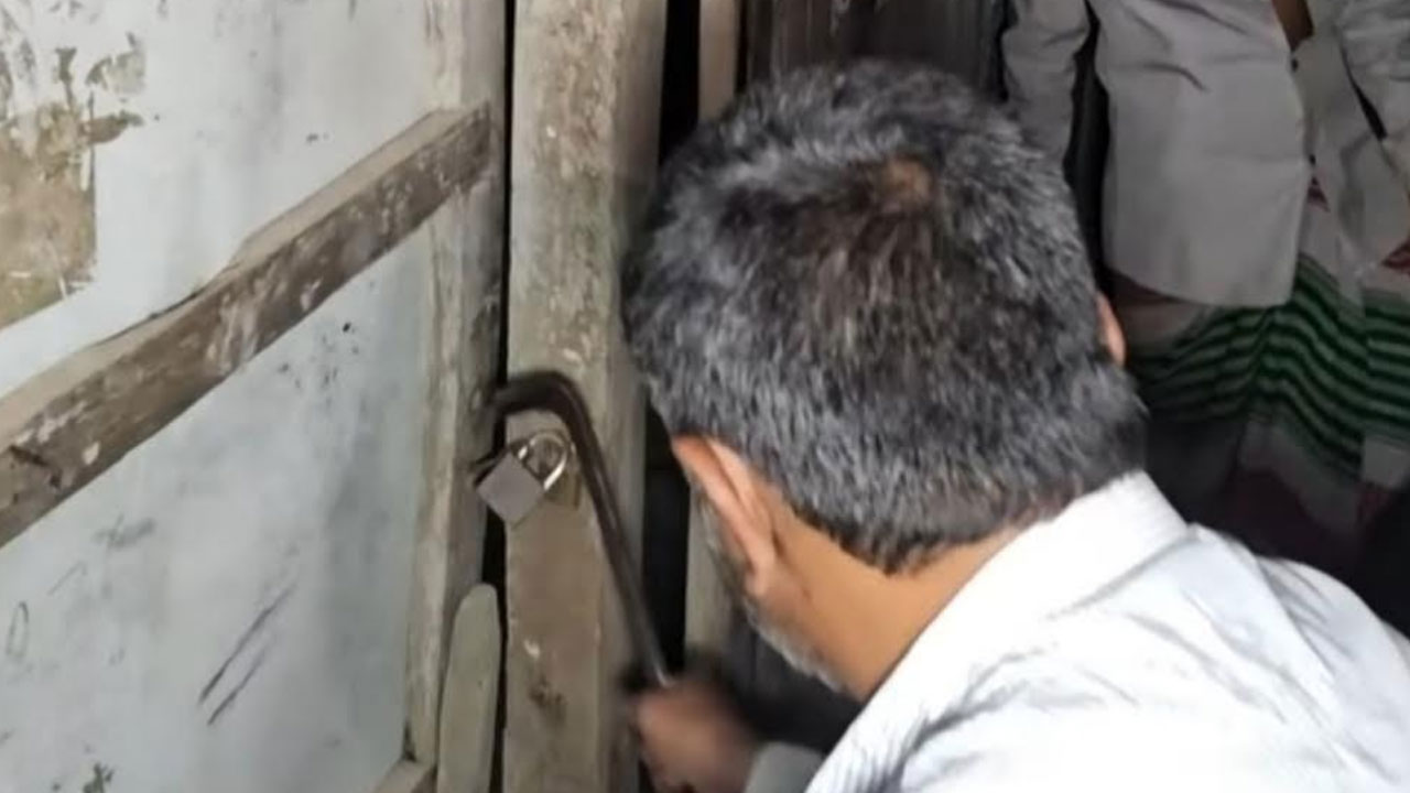 ভোলায় বিএনপির নাম ভাঙিয়ে দোকান দখল, এমপির হস্তক্ষেপে উদ্ধার* - প্রভাতী নিউজ  - অপরাধ