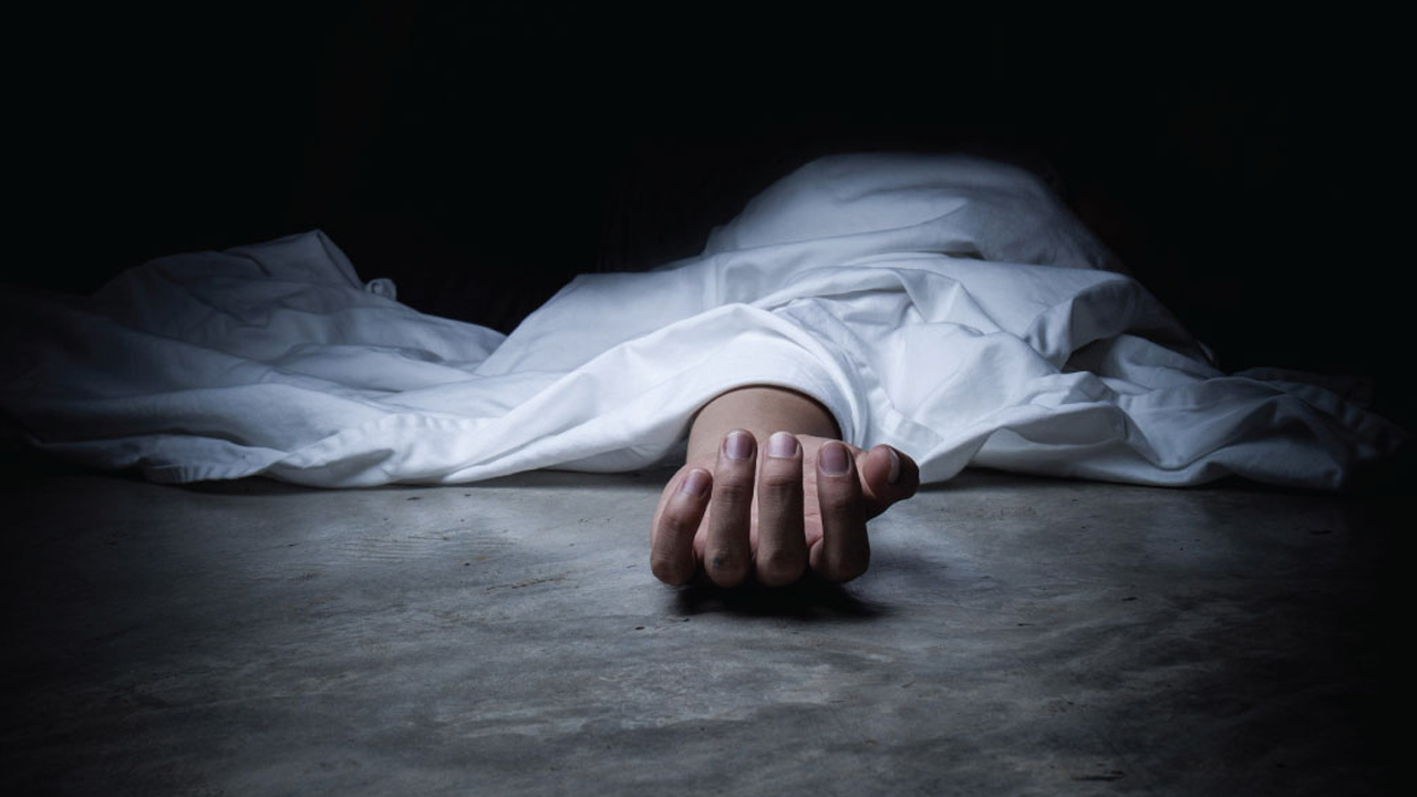 চাঁদপুরে ভাড়া বাসা থেকে যুবকের মরদেহ উদ্ধার