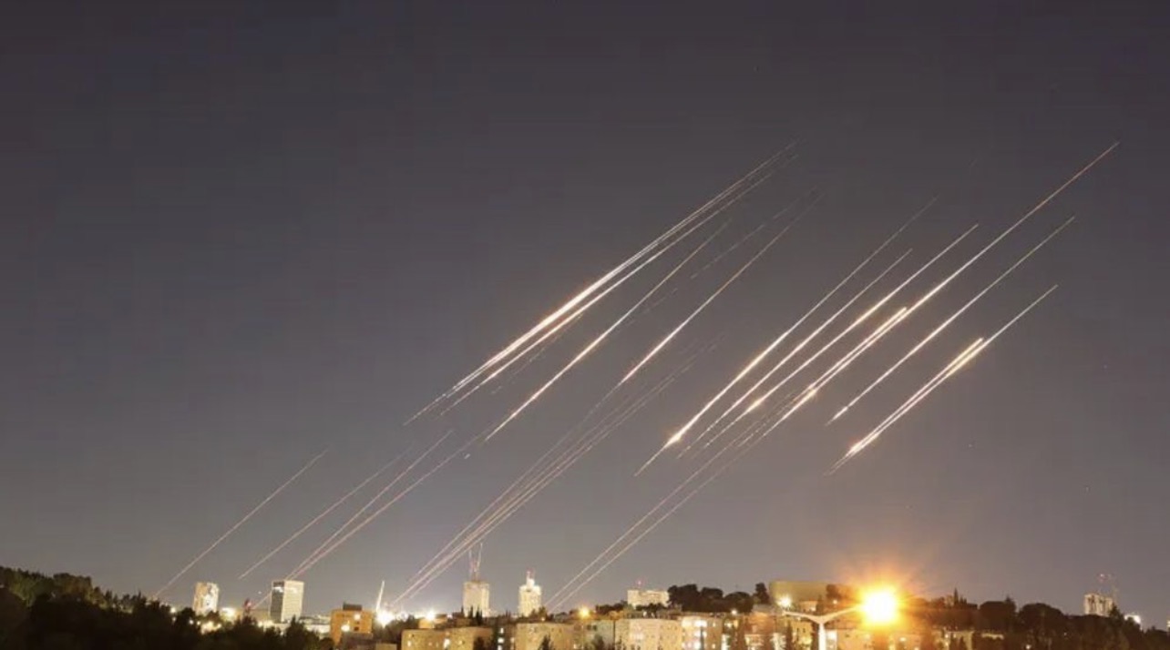 ইরানের নিশানায় এবার ইসরাইলের ডিমোনা পারমাণবিক কেন্দ্র - প্রভাতী নিউজ 