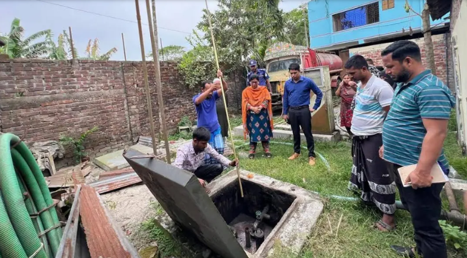 পাম্প মালিকের বাসার গোপন ট্যাংক থেকে মিলল ২৪ হাজার লিটার জ্বালানি তেল