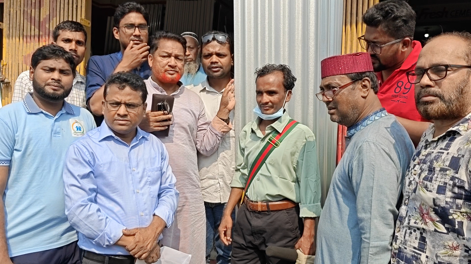 কুড়িগ্রামের নাগেশ্বরীতে অসহায় তাজুলের পাশে ‘পথশিশু ফাউন্ডেশন’ - প্রভাতী নিউজ 