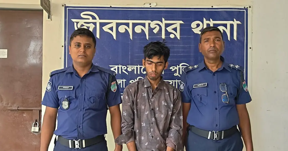 জীবননগরে শ্বশুরবাড়িতে ঘুমন্ত স্ত্রীকে কুপিয়ে জখম, পাষণ্ড স্বামী আটক